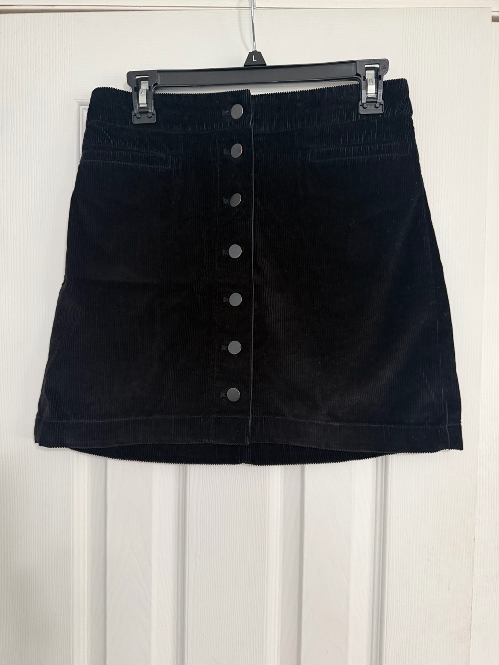 Wilfred free black Corduroy Button-Front Mini Skirt women’s size 8 cottagecore